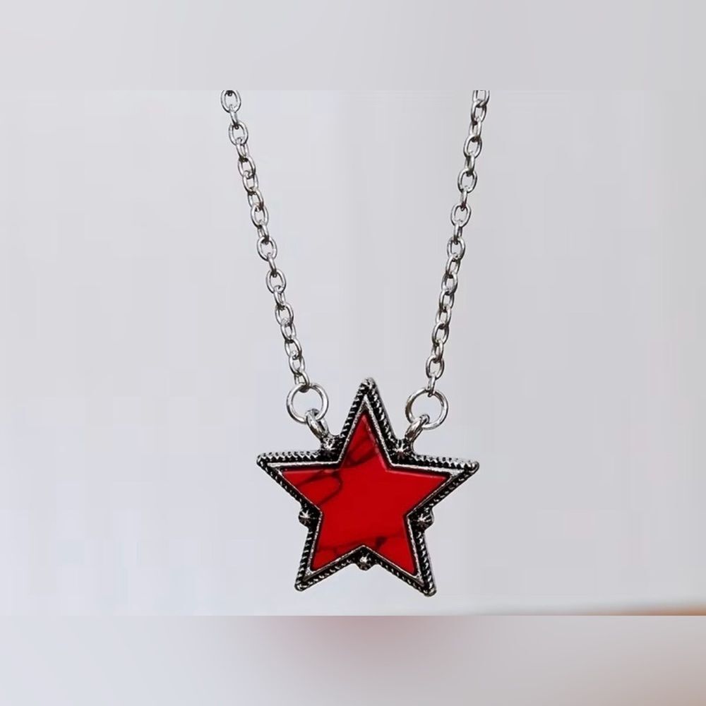 Red Star Necklace N1894